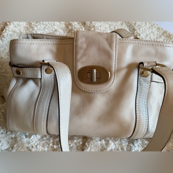 White off-white cream ivory Michael Kors Purse - Picture 2 of 12